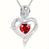 Collana con pendente a cuore in rubino argento