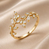 Anello a Vite in Oro Bianco con Zirconia