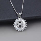 Collana in oro bianco con iniziale "Z" e zirconi