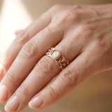Viora™ - Anello Regolabile con Ali Celestiali in Opalina Rosa
