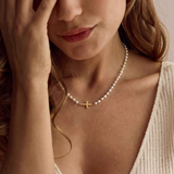 Mirabile™ - Collana a Croce Decorata con Perle d'Acqua Dolce