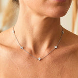 Collana con Zirconia a Forma di Fiore