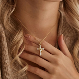 Pietà™ - Collana con Pendente Croce Coronata