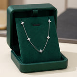 Collana con Zirconia a Forma di Fiore