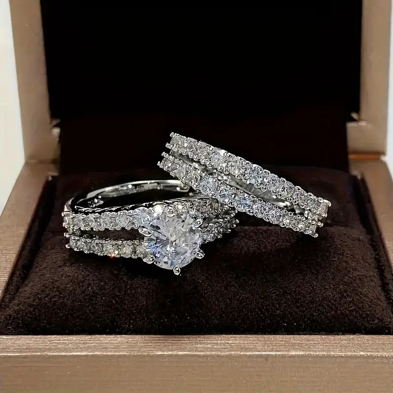 Lora™ - Colección de Anillos Radiance Eterna