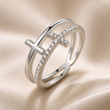 Doppio Strato: Anello in Oro Bianco con Croce in Zirconia