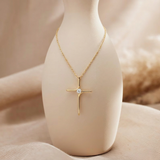 Consacrata™ - Collana Croce Essenziale