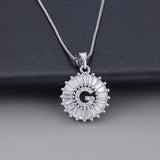 Collana in oro bianco con iniziale "Z" e zirconi