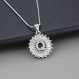 Collana in oro bianco con iniziale "Z" e zirconi
