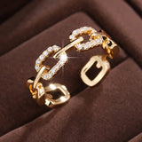 Anello in oro bianco con scintillante zirconia cubica