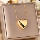 Elegante Collana con Ciondolo Cuore Puff in Oro Bianco