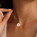 Grazia™ - Collana Mini Croce con Perle