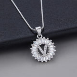 Collana in oro bianco con iniziale "Z" e zirconi