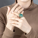 Magenta™ - Emerald Regent Ring Gold