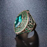 Magenta™ - Emerald Regent Ring Gold