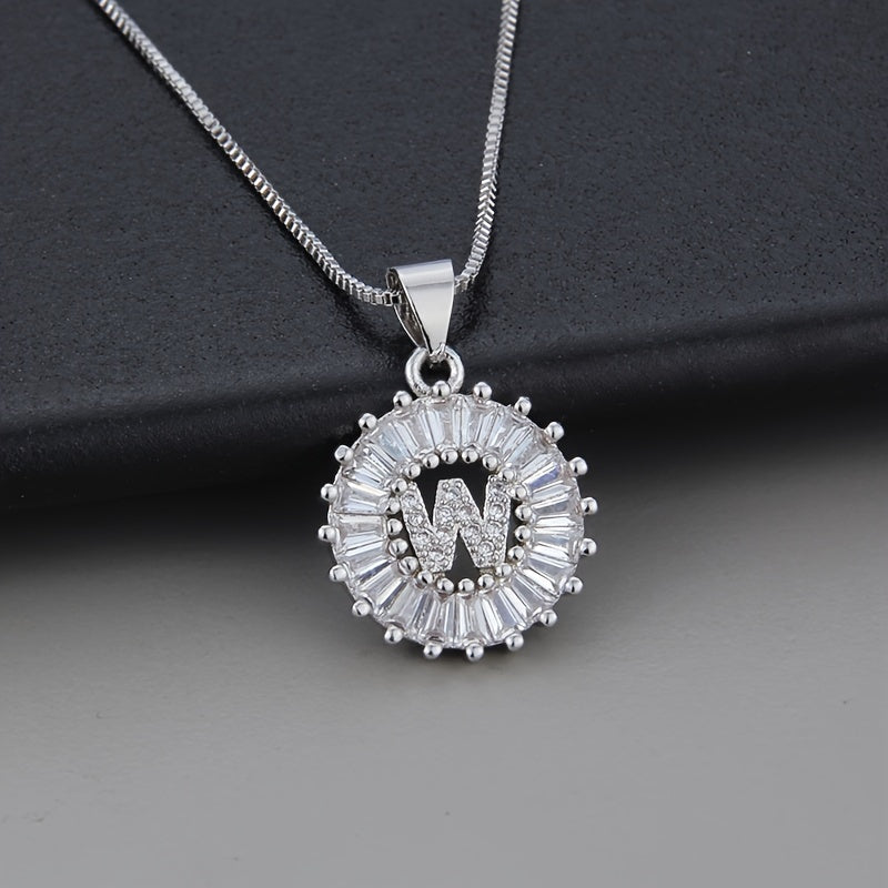 Collar de oro blanco con inicial "Z" y circonitas