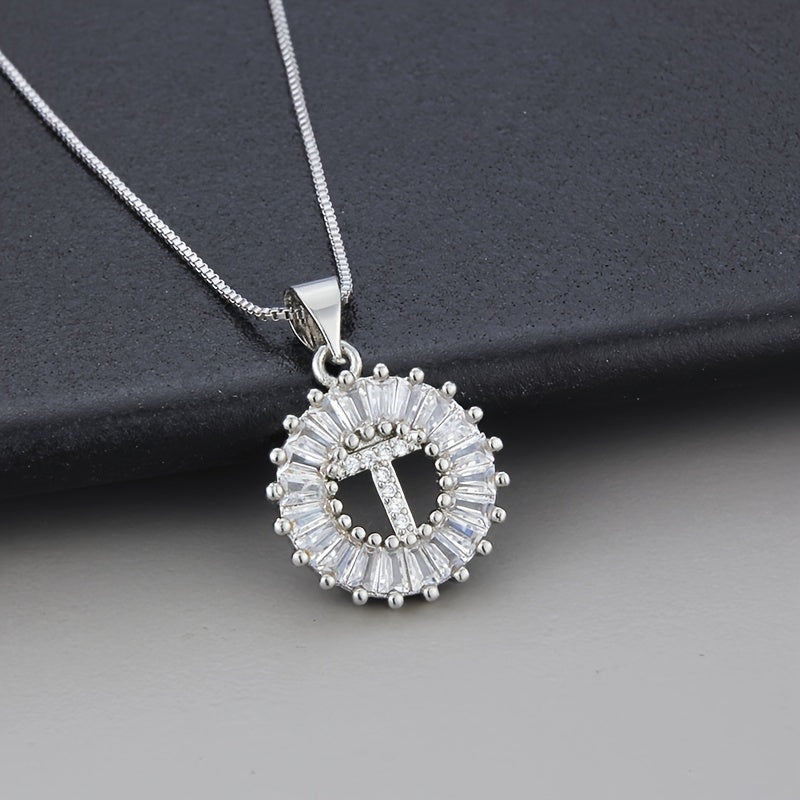 Collar de oro blanco con inicial "Z" y circonitas