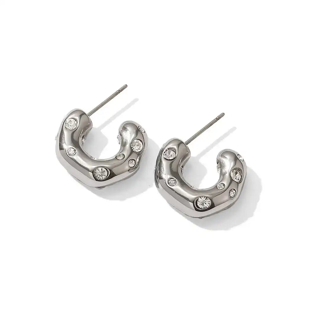 Pendientes de aro de oro con circonitas brillantes