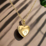 Collana in Memoria per Animali Domestici – Pendente a Forma di Cuore con Incisione di Zampa