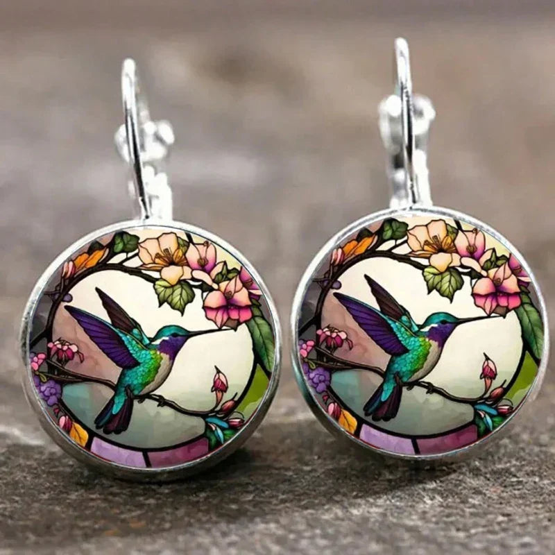 Collana con Pendente a Cupola di Vetro a Forma di Colibrì