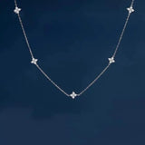 Collana in Zirconia Incastonata a Forma di Fiore