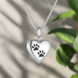 Collana in Memoria per Animali Domestici – Pendente a Forma di Cuore con Incisione di Zampa