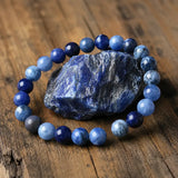Bracciale in Sodalite per Calma, Chiarezza e Comunicazione Sicura
