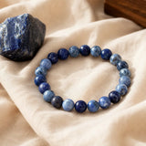 Bracciale in Sodalite per Calma, Chiarezza e Comunicazione Sicura
