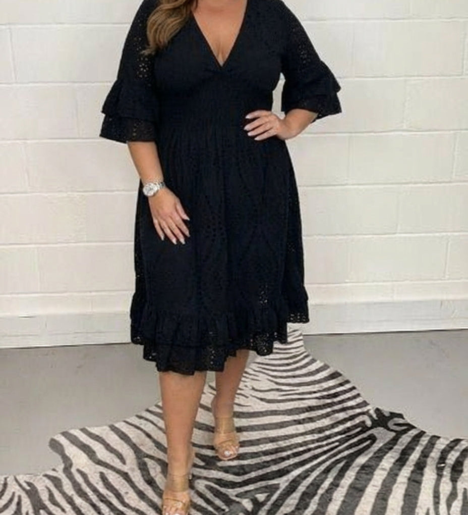Lior - Vestido Elegante de Encaje