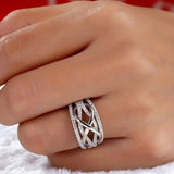Anello "Infinite" in zirconia placcato oro bianco