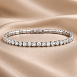 Bracciale tennis in oro bianco e cristalli