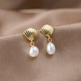 Orecchini in Perla d'Acqua Dolce e Conchiglia d'Oro