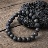 Bracciale in Pietra Lavica per Radicamento, Forza e Calma