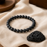 Bracciale in Pietra Lavica per Radicamento, Forza e Calma