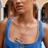 Collana a pendente bianca a strati Valerie